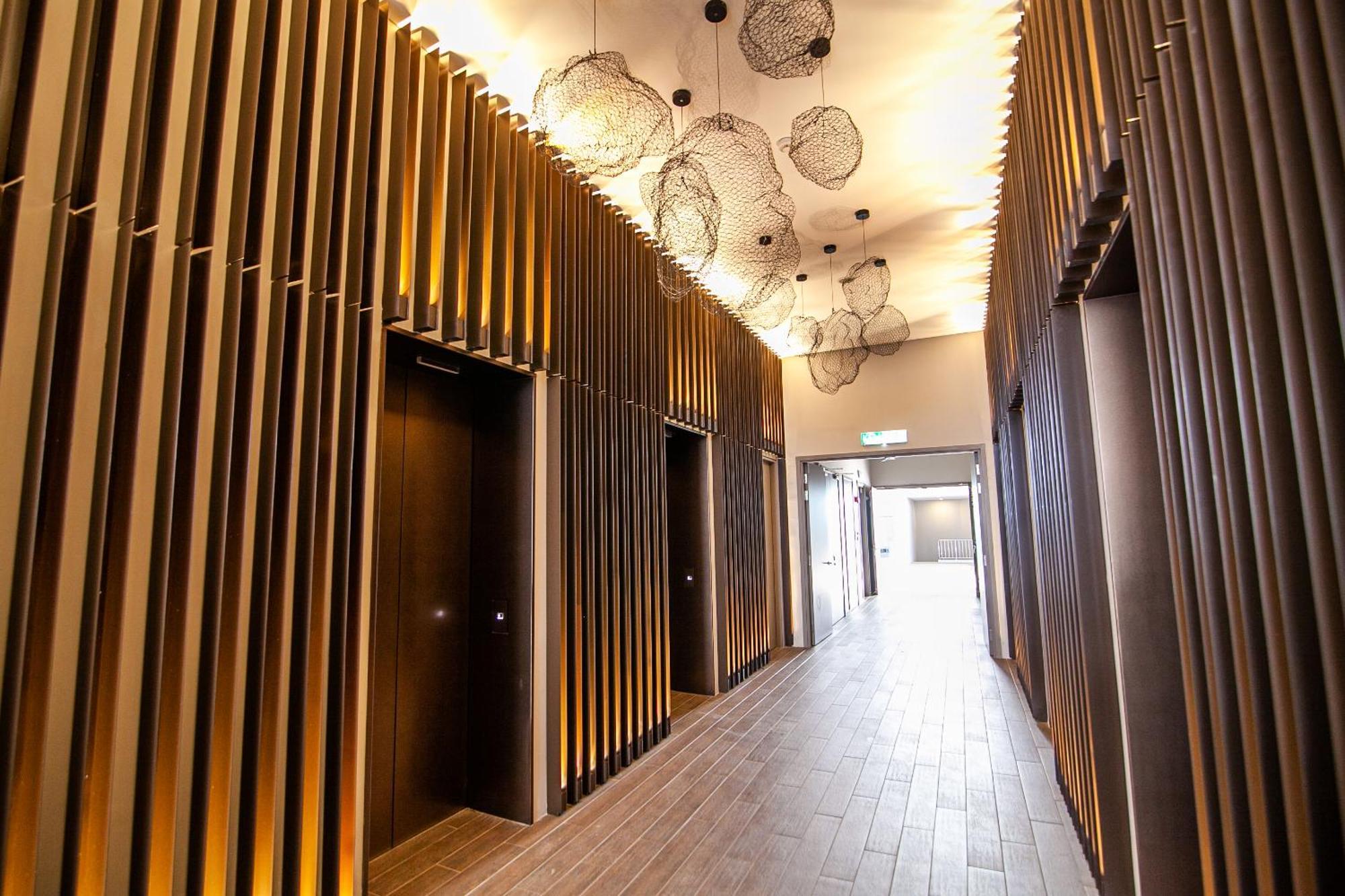 Eaton Residences Klcc By Plush Куала Лумпур Екстериор снимка