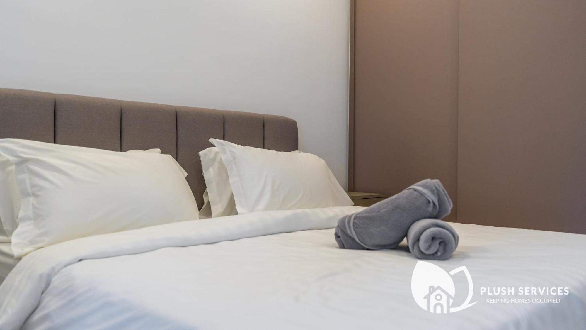 Eaton Residences Klcc By Plush Куала Лумпур Стая снимка