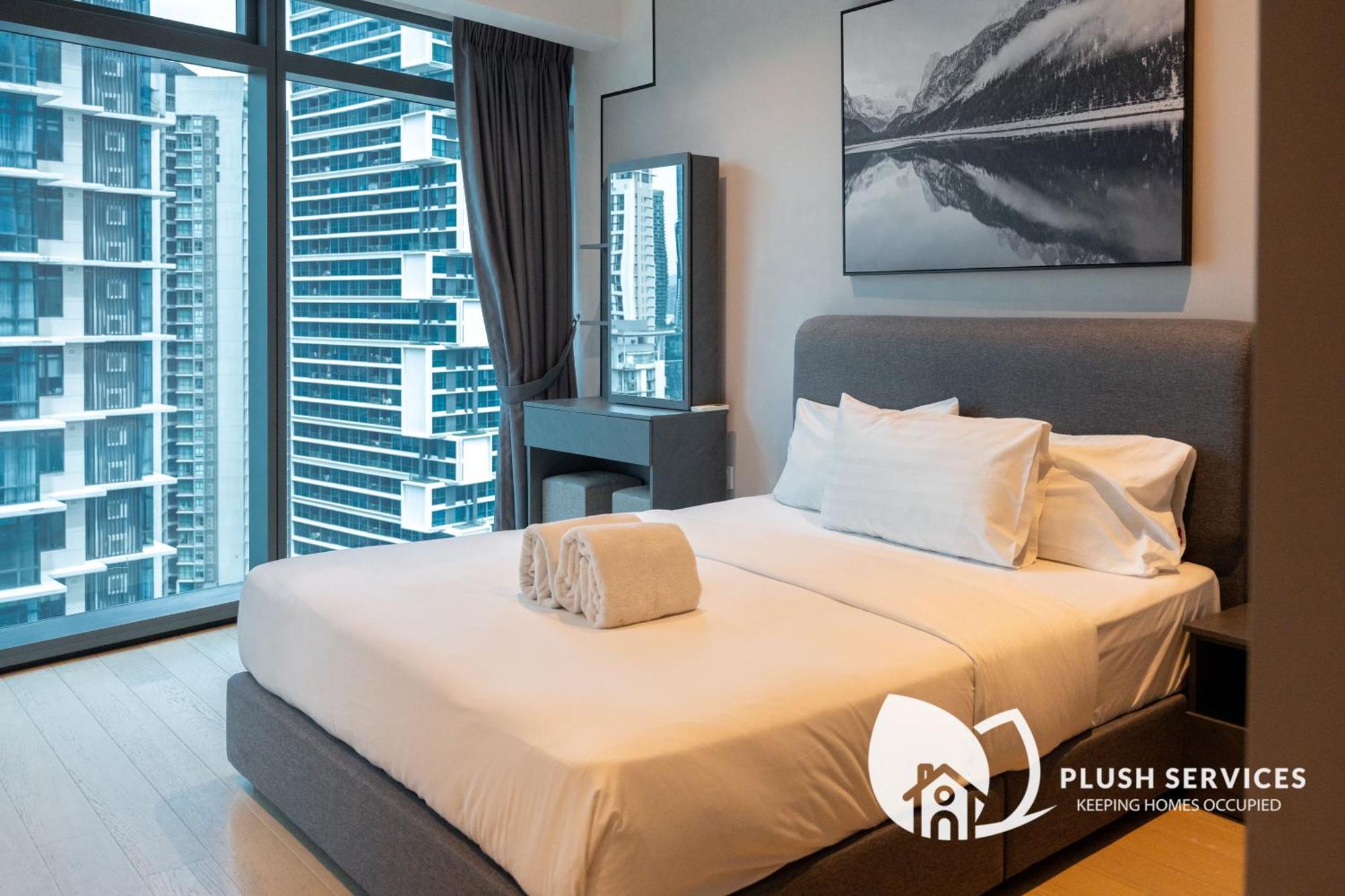 Eaton Residences Klcc By Plush Куала Лумпур Екстериор снимка